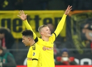 28圈-关于穆古鲁扎赛事官方发布败北新规，曼联争议不断！的信息