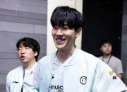 28圈-TheShy遭遇五连败，尤文图斯教练面临压力！的简单介绍